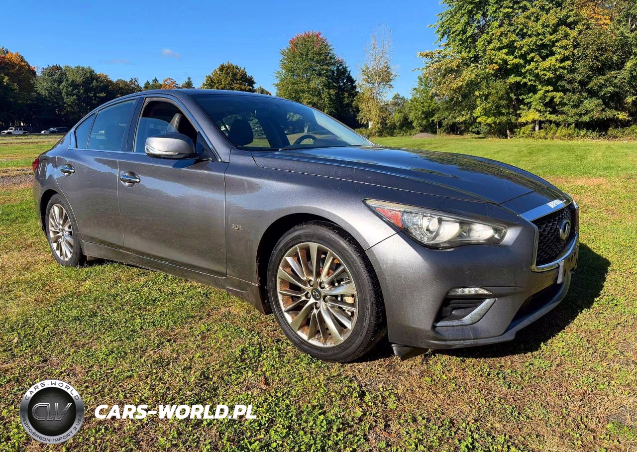 2019 Infiniti Q50 3.0T Luxe VIN:JN1EV7AR3KM550286 - 4