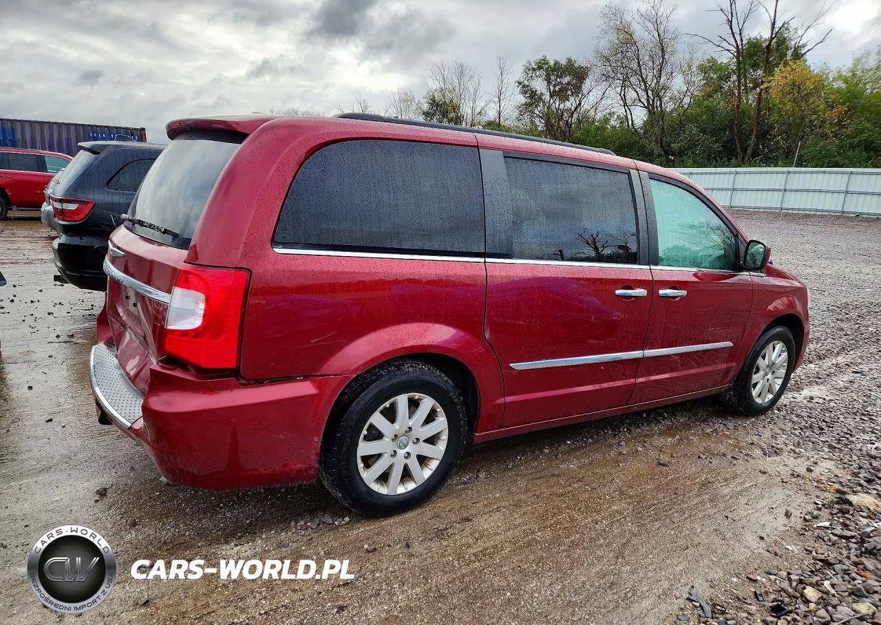 2016 Chrysler Town & Country Touring VIN:2C4RC1BG7GR254142 - 3