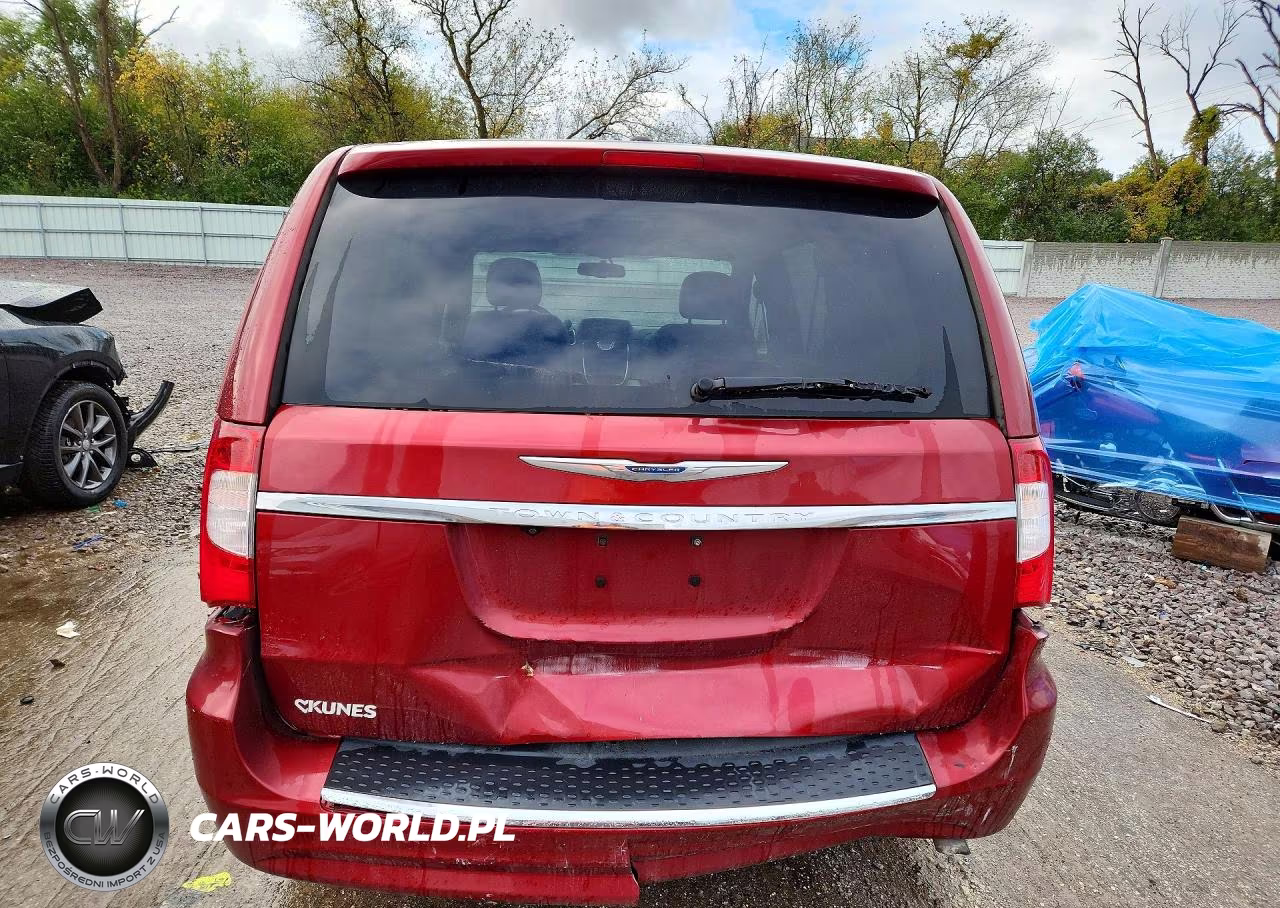 2016 Chrysler Town & Country Touring VIN:2C4RC1BG7GR254142 - 6