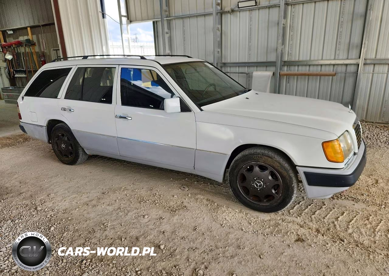 1992 Mercedes-Benz 300 Te 4Matic VIN:WDBED90D0NF197112 - 4