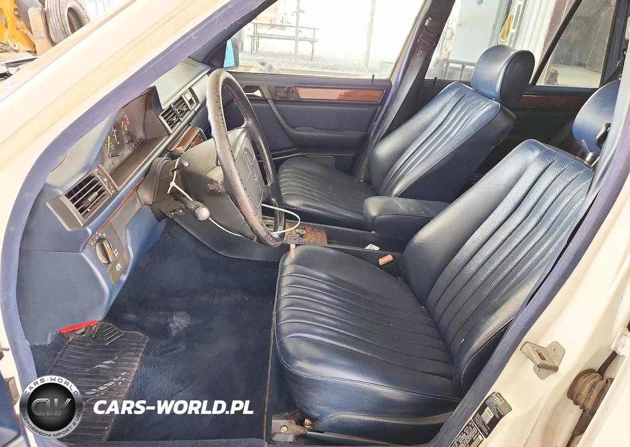 1992 Mercedes-Benz 300 Te 4Matic VIN:WDBED90D0NF197112 - 7