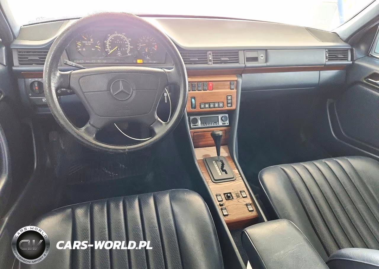 1992 Mercedes-Benz 300 Te 4Matic VIN:WDBED90D0NF197112 - 8