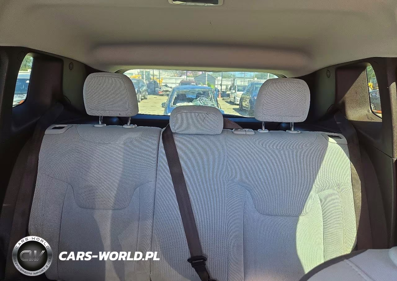 2016 Jeep Renegade Latitude VIN:ZACCJBBT5GPD66280 - 10