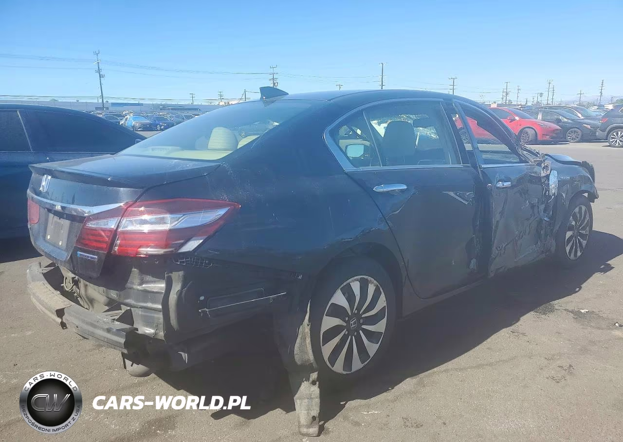 2017 Honda Accord Hybrid Exl VIN:JHMCR6F51HC014197 - 3