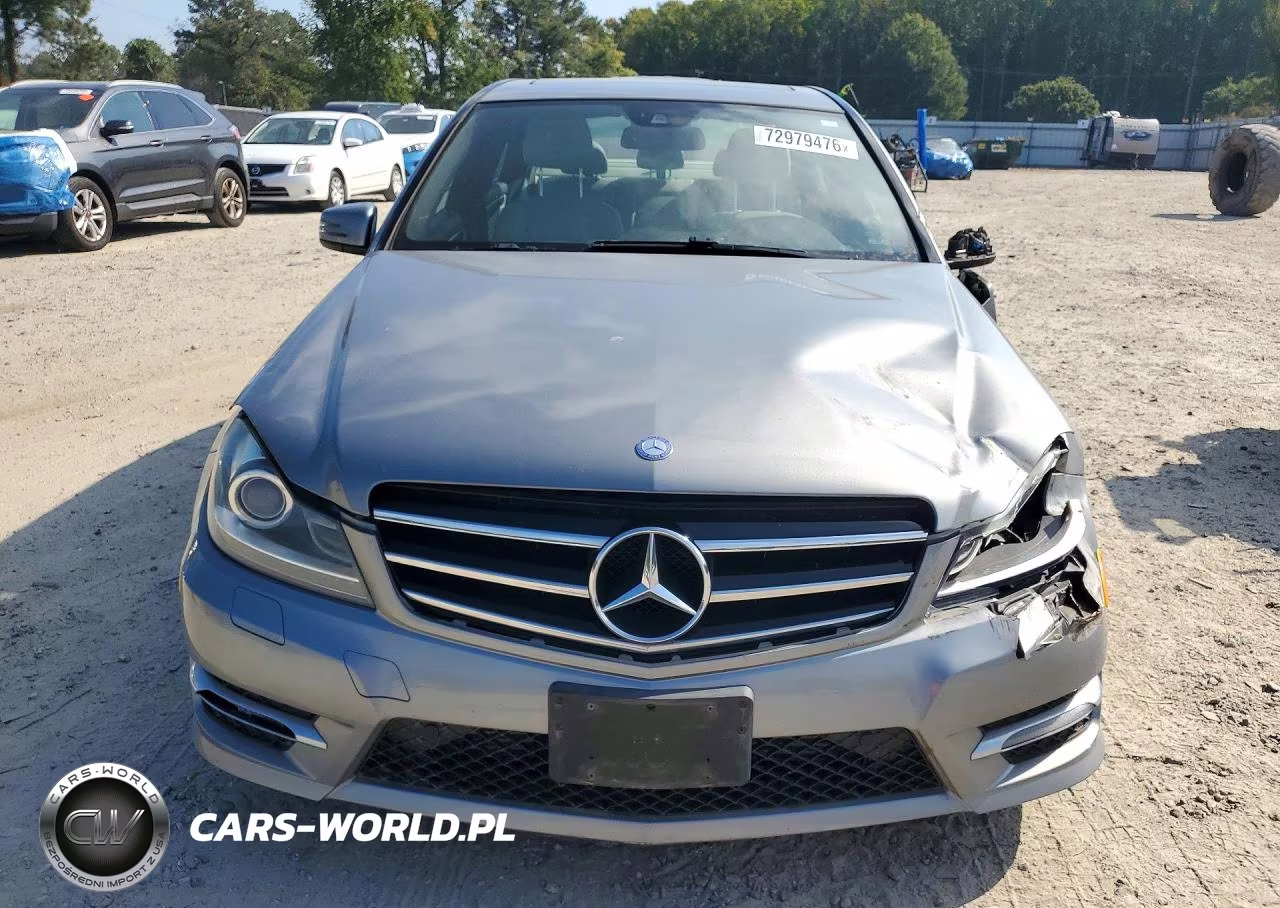 2013 Mercedes-Benz C 250 VIN:WDDGF4HB7DA823914 - 5