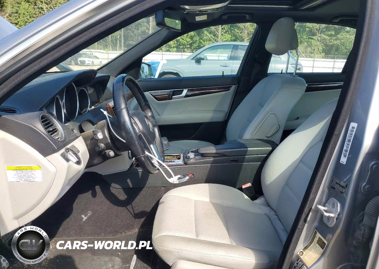 2013 Mercedes-Benz C 250 VIN:WDDGF4HB7DA823914 - 7