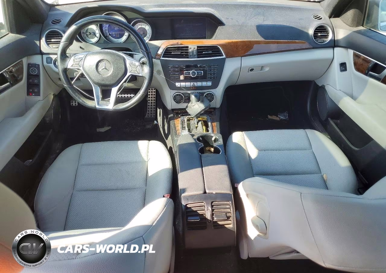 2013 Mercedes-Benz C 250 VIN:WDDGF4HB7DA823914 - 8