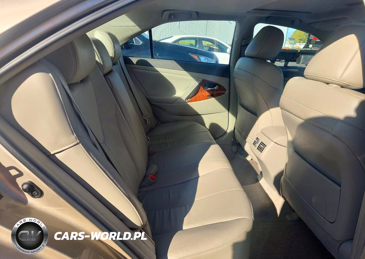 2010 Toyota Camry Xle VIN:4T1BF3EK5AU115170 - 10
