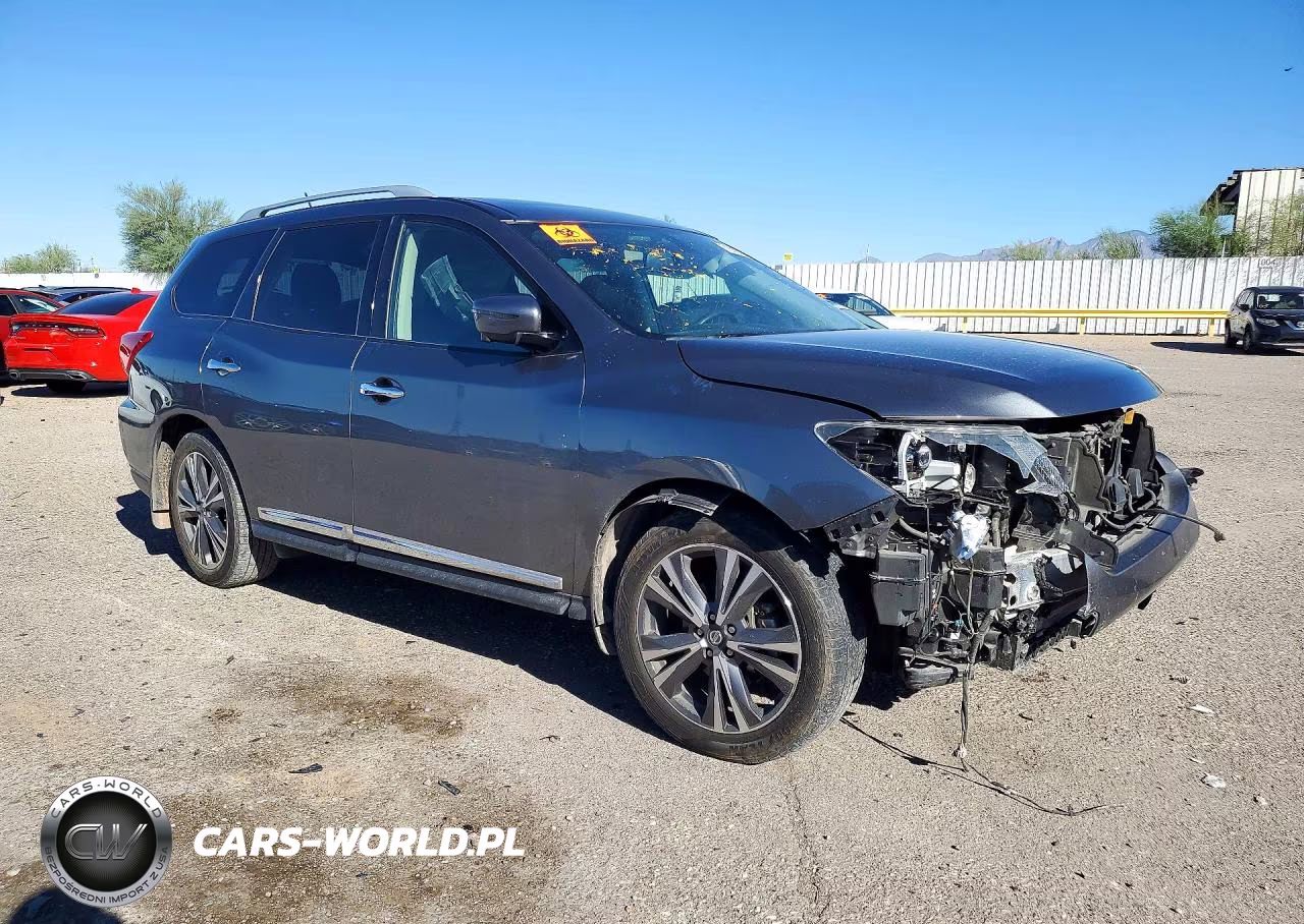 2018 Nissan Pathfinder Platinum VIN:5N1DR2MM3JC671495 - 4