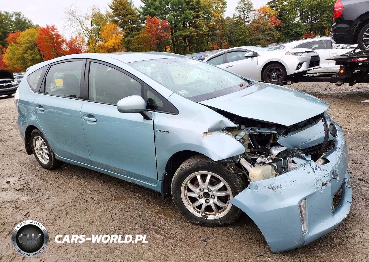 2013 Toyota Prius V Three VIN:JTDZN3EU7D3219774 - 4