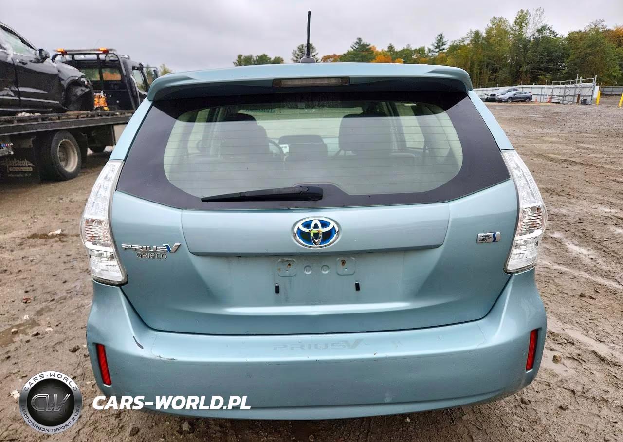 2013 Toyota Prius V Three VIN:JTDZN3EU7D3219774 - 6