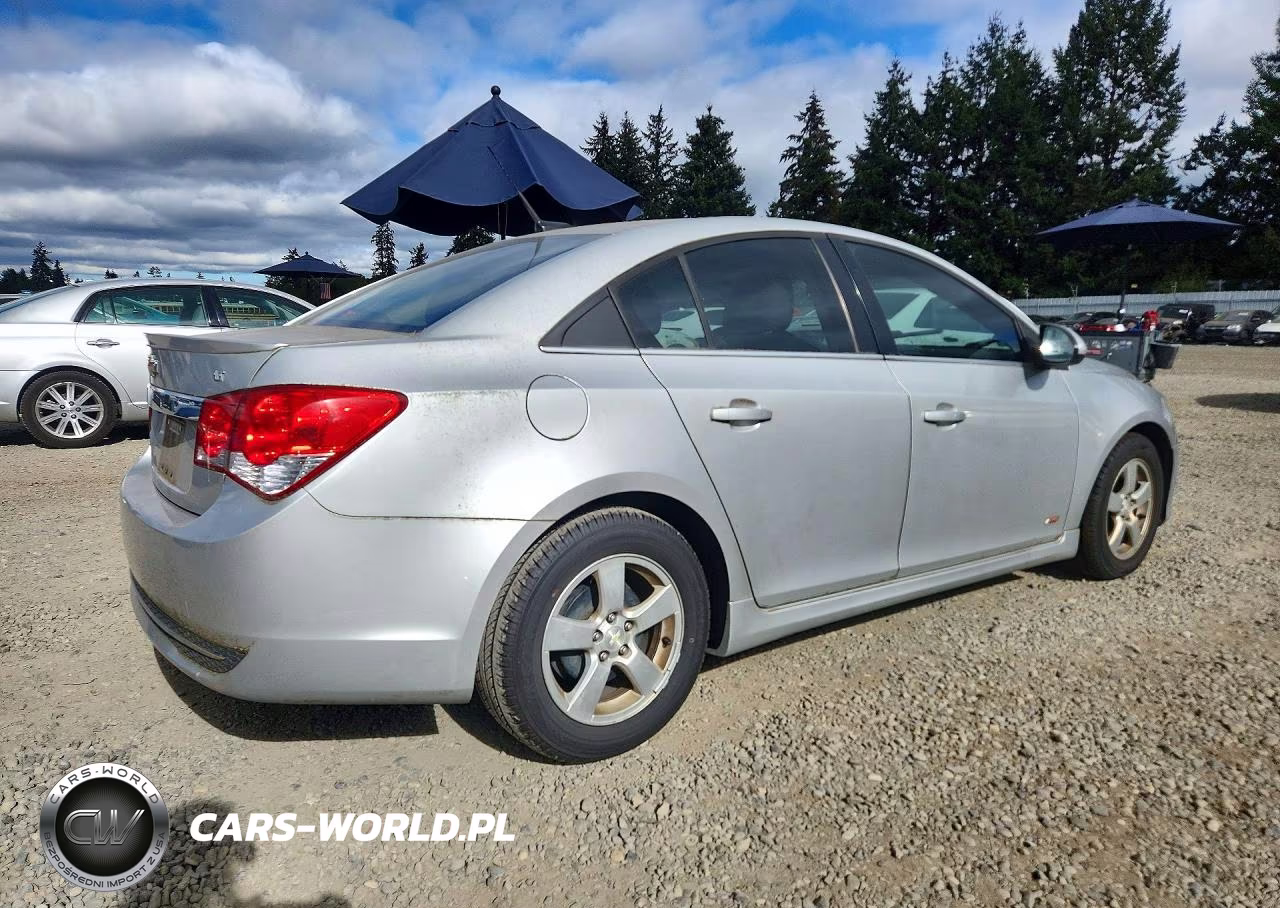 2014 Chevrolet Cruze Lt VIN:1G1PC5SB2E7412039 - 3