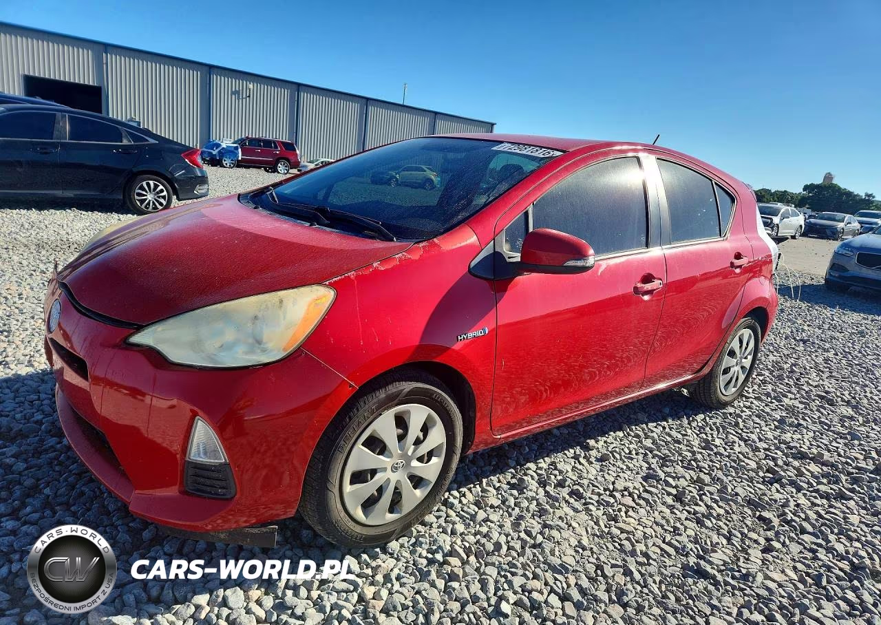 2014 Toyota Prius C One – zdjęcie 1 z 12