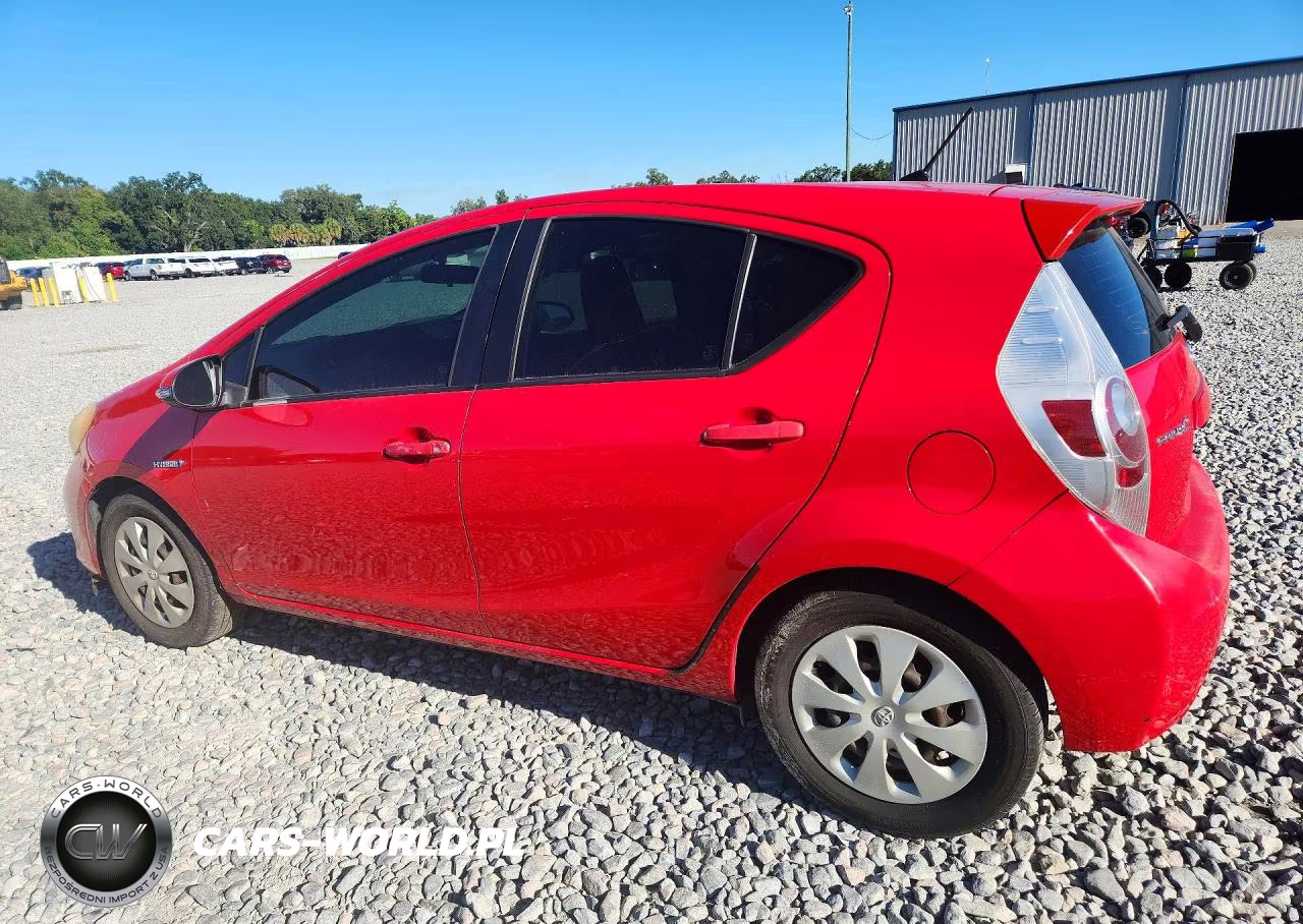 2014 Toyota Prius C One VIN:JTDKDTB38E1074810 - 2