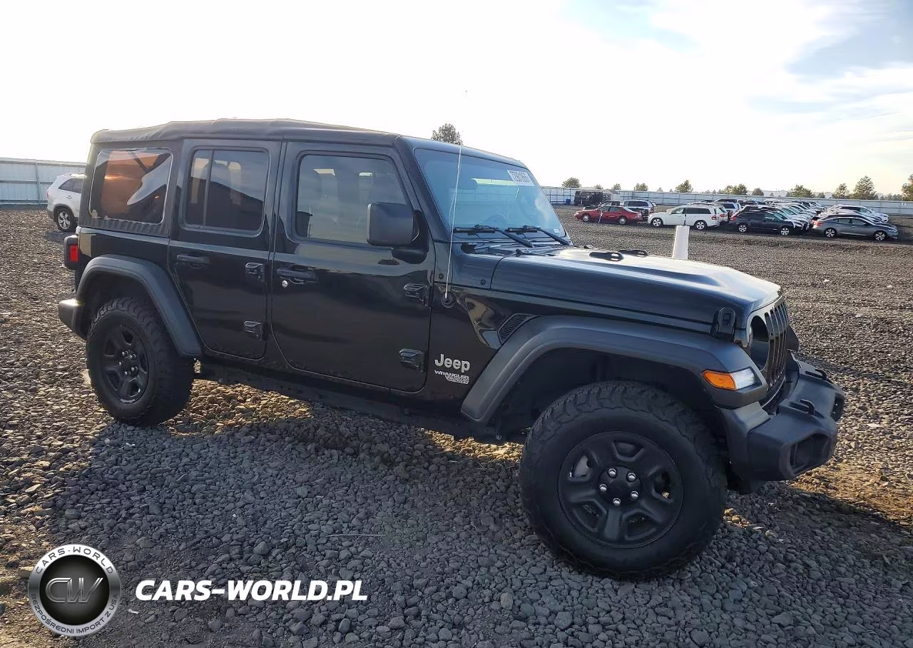 2018 Jeep Wrangler Unlimited Sport VIN:1C4HJXDN1JW206408 - 4