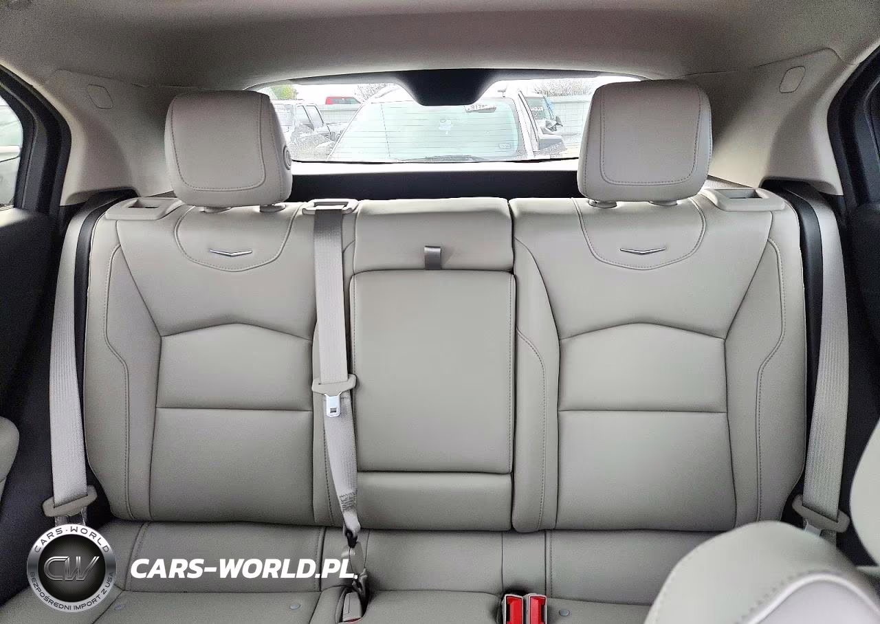 2022 Cadillac Xt4 Luxury VIN:1GYAZAR47NF154550 - 10