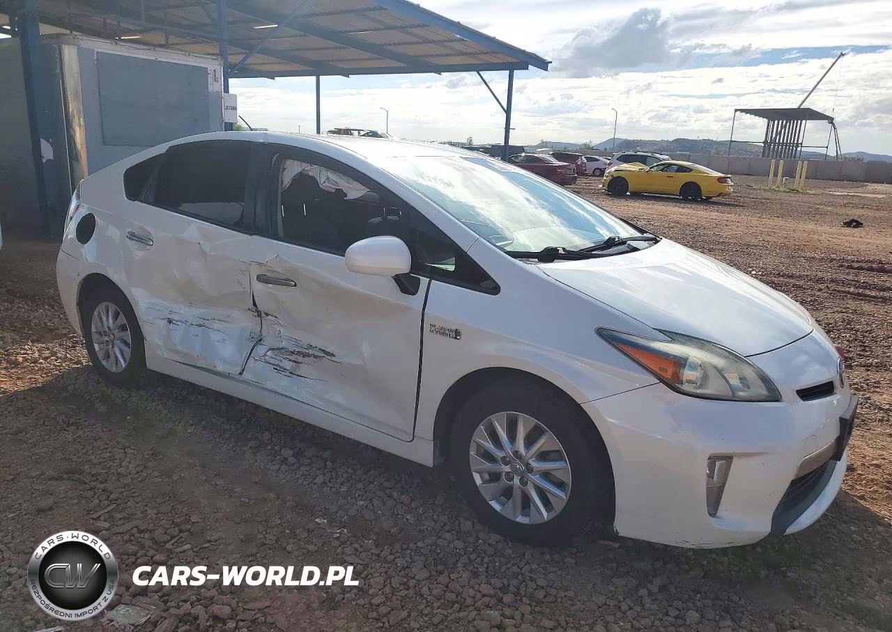 2014 Toyota Prius Plug-In Hybrid Base VIN:JTDKN3DP5E3049249 - 4