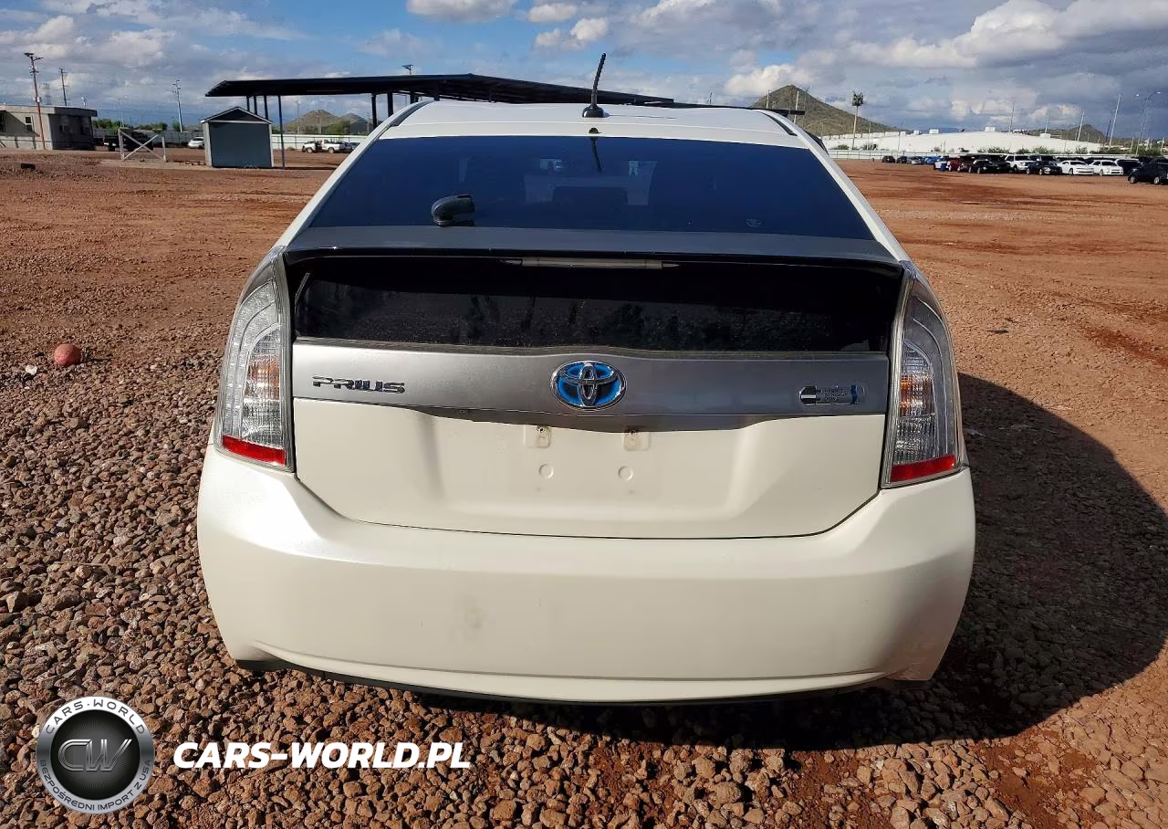 2014 Toyota Prius Plug-In Hybrid Base VIN:JTDKN3DP5E3049249 - 6