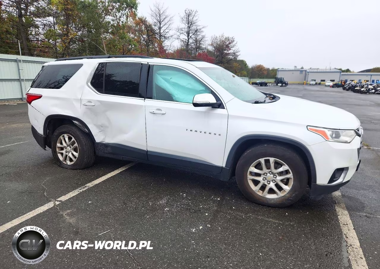 2019 Chevrolet Traverse Lt VIN:1GNERGKW3KJ313294 - 4