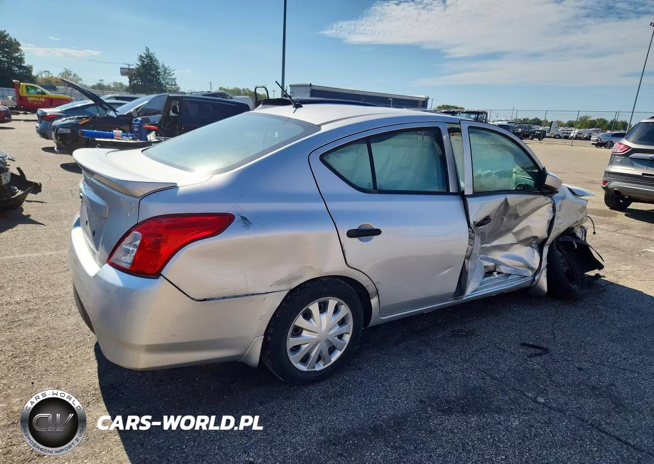 2019 Nissan Versa S Plus VIN:3N1CN7AP8KL808107 - 3