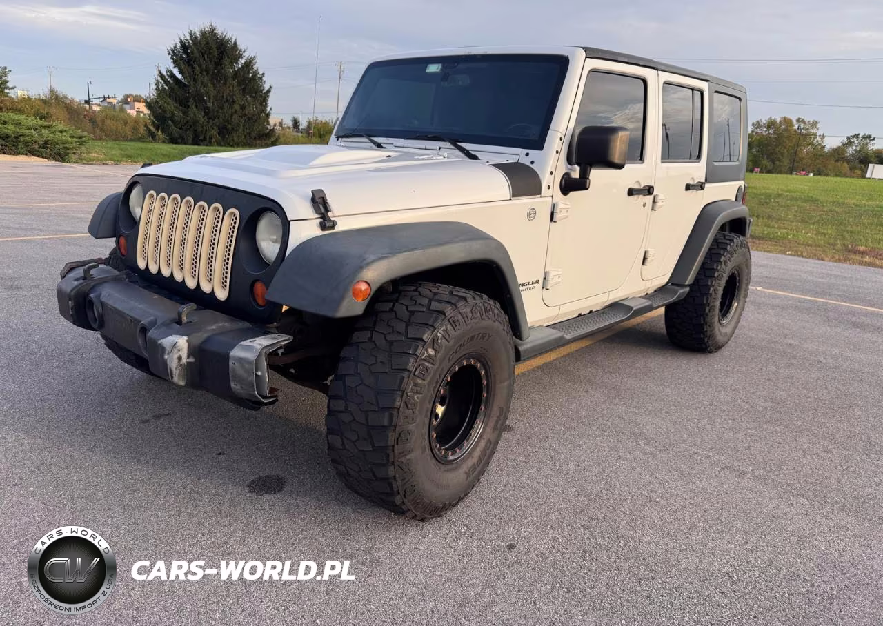 2014 Jeep Wrangler Unlimited Sport VIN:1C4BJWDG6EL105261 - 2