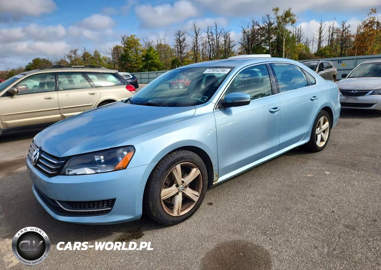 2013 Volkswagen Passat VIN:1VWBP7A3XDC027312 - 1