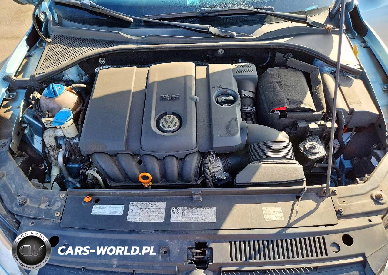 2013 Volkswagen Passat VIN:1VWBP7A3XDC027312 - 11