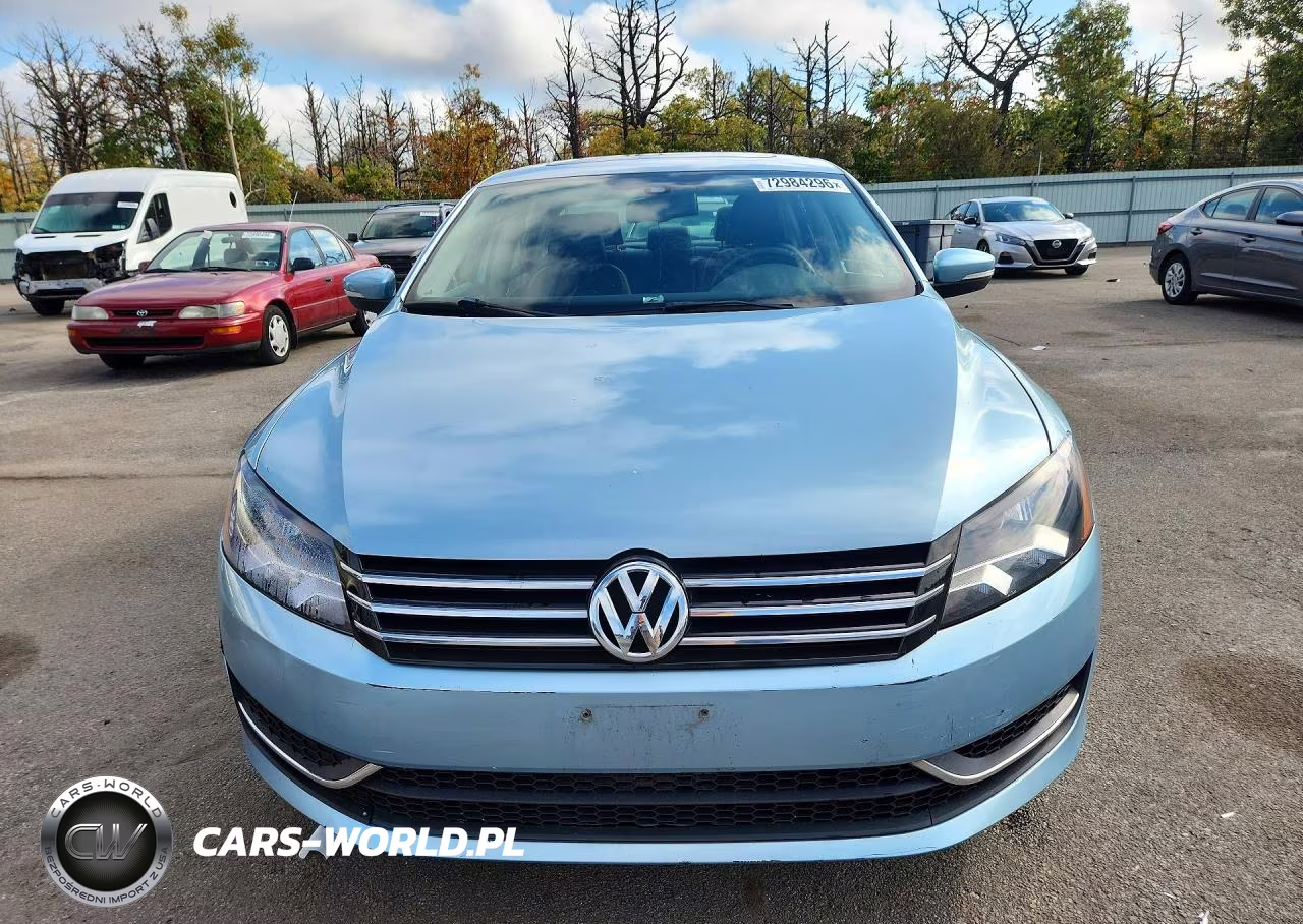 2013 Volkswagen Passat VIN:1VWBP7A3XDC027312 - 5