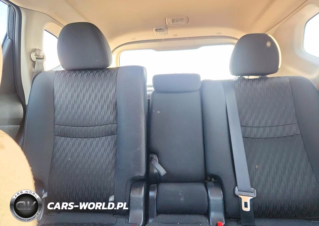 2020 Nissan Rogue S VIN:5N1AT2MT0LC716472 - 10