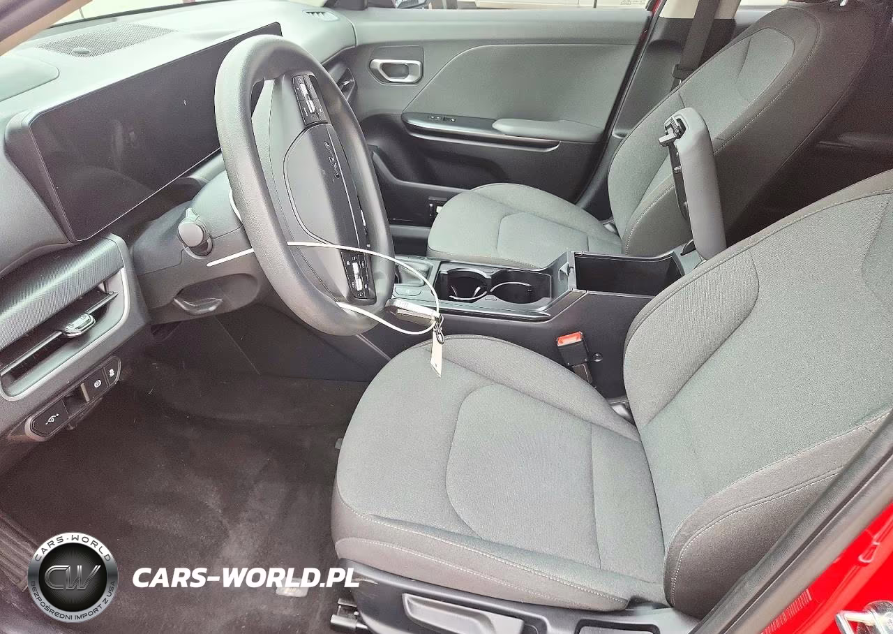 2025 Kia K4 Lxs VIN:3KPFT4DEXSE240181 - 7