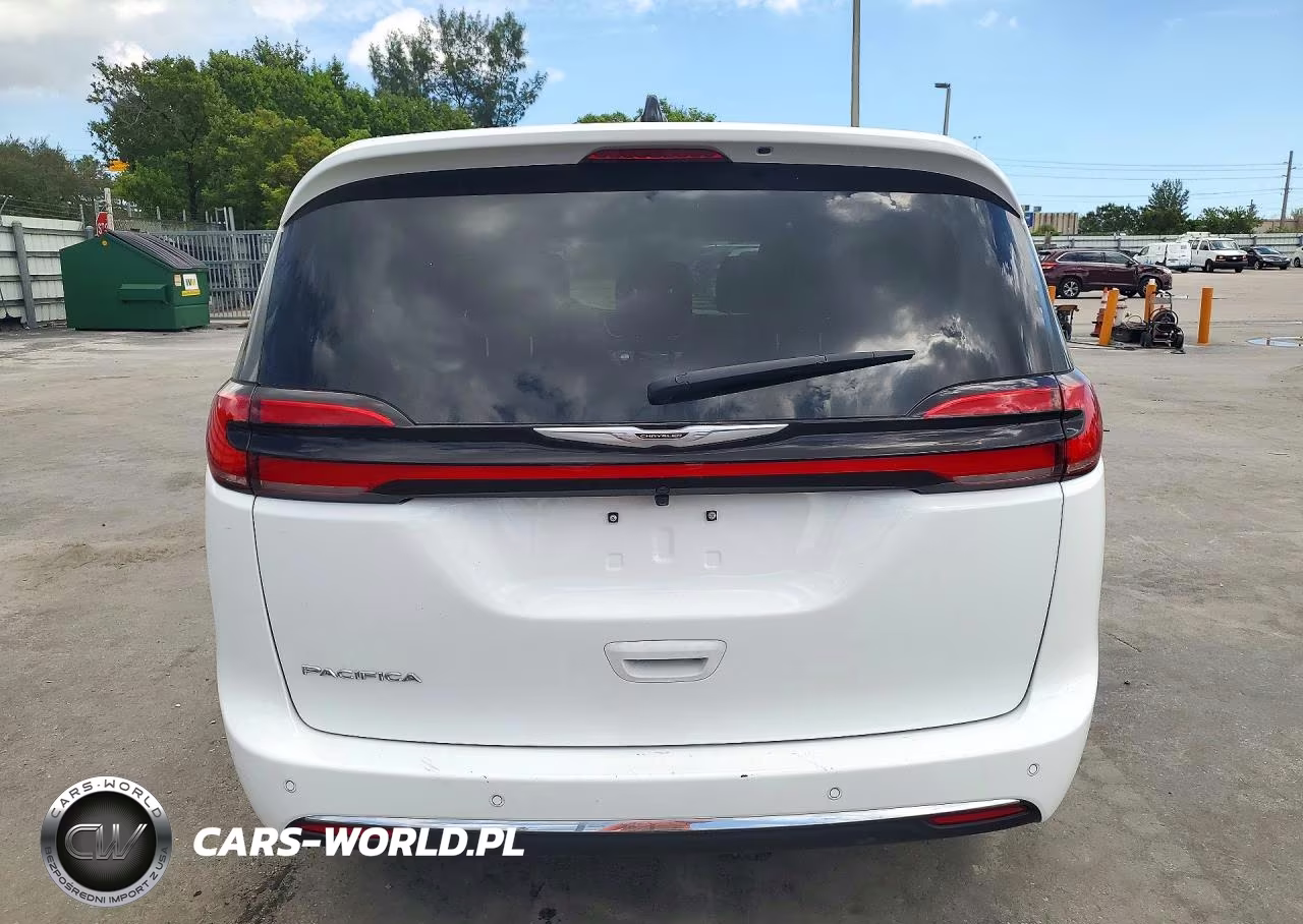 2026 Chrysler Pacifica Select VIN:2C4RC1BG7TR220308 - 6