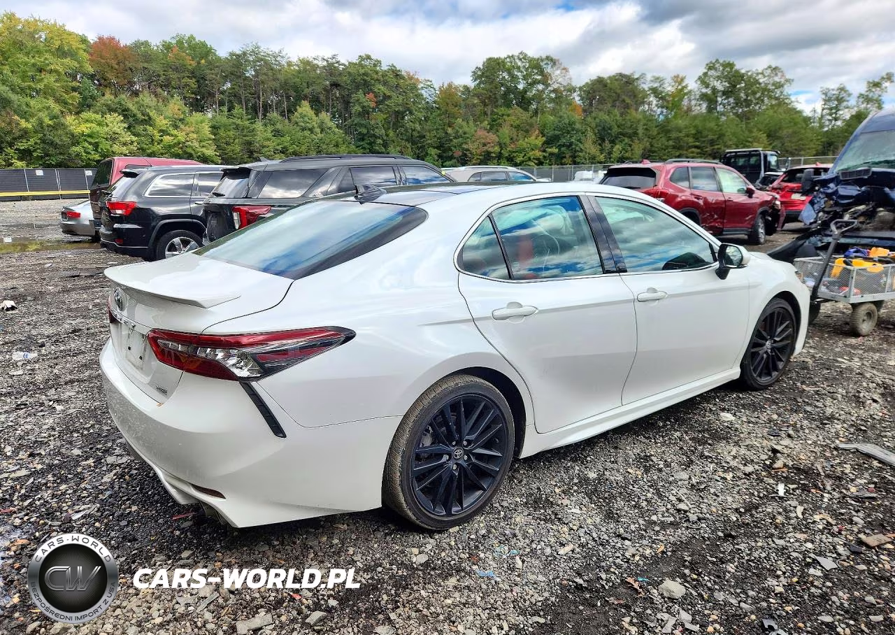 2023 Toyota Camry Xse VIN:4T1K61AK3PU806202 - 3