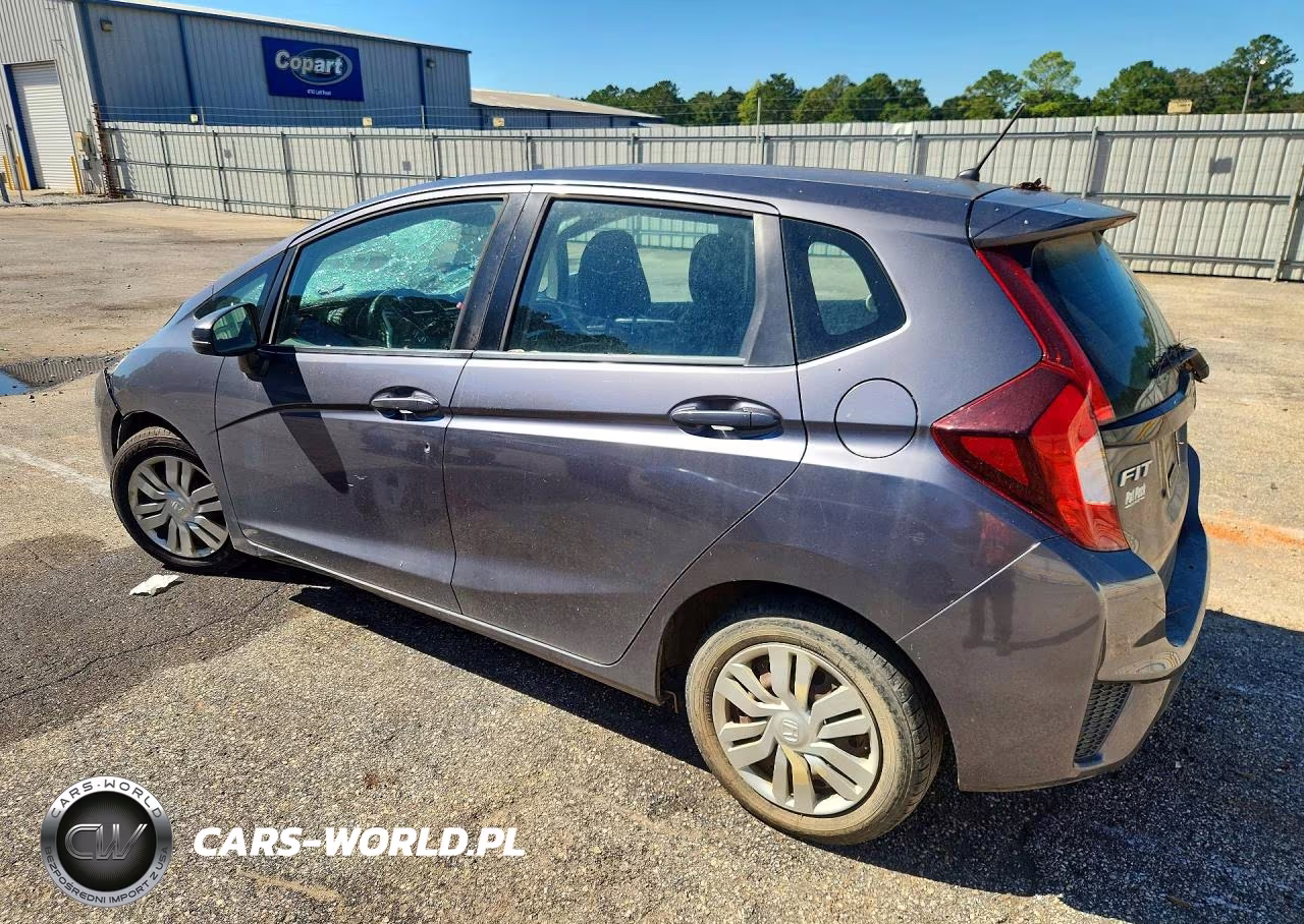 2015 Honda Fit Lx VIN:3HGGK5H50FM723635 - 2