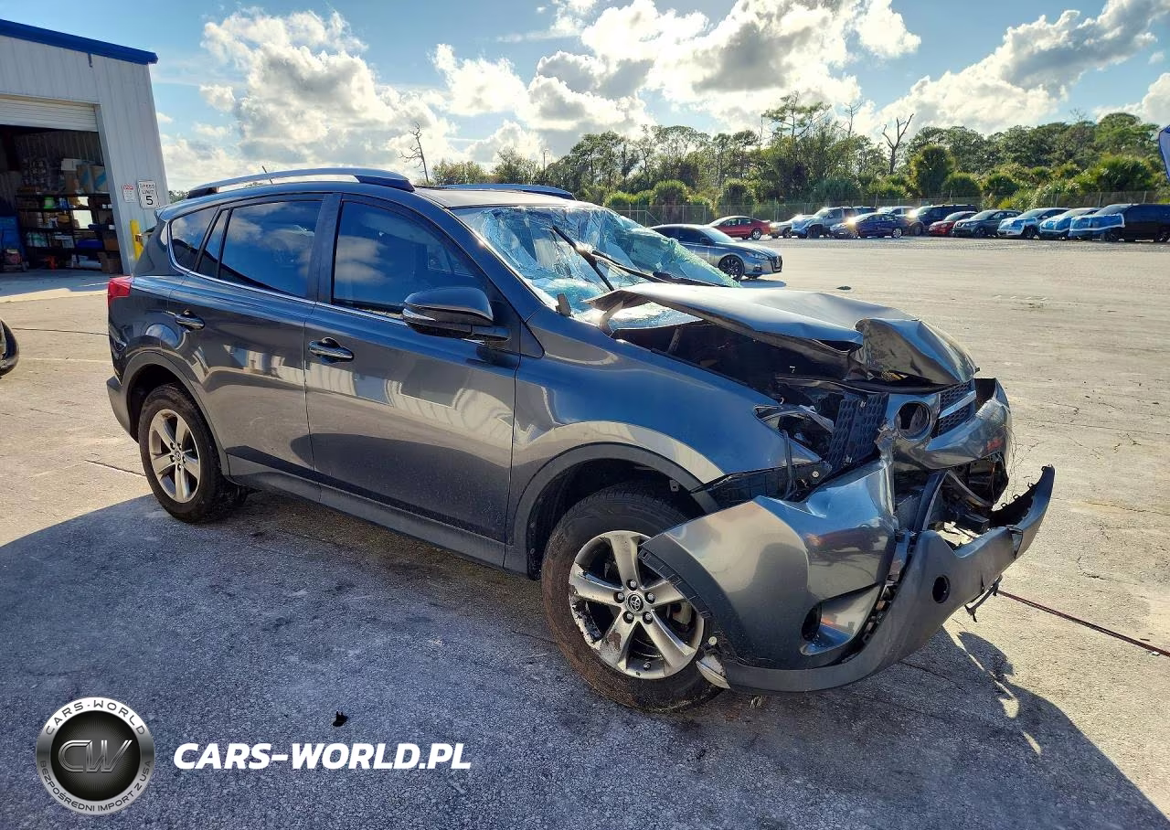 2015 Toyota Rav4 Xle VIN:JTMWFREV0FD076904 - 4