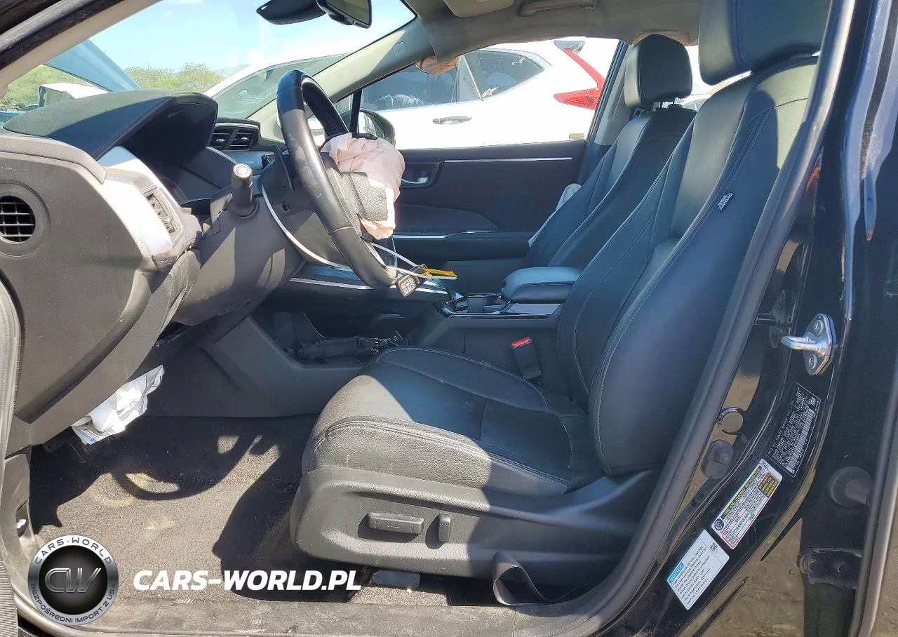 2018 Honda Clarity Touring VIN:JHMZC5F39JC024051 - 7