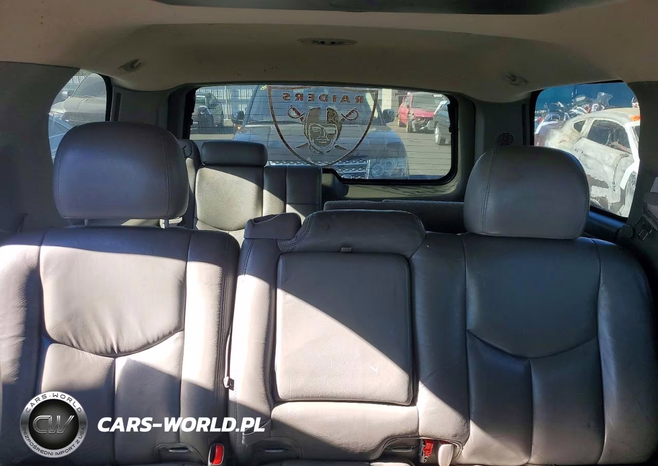 2004 Chevrolet Tahoe K1500 VIN:1GNEK13T34R166596 - 10