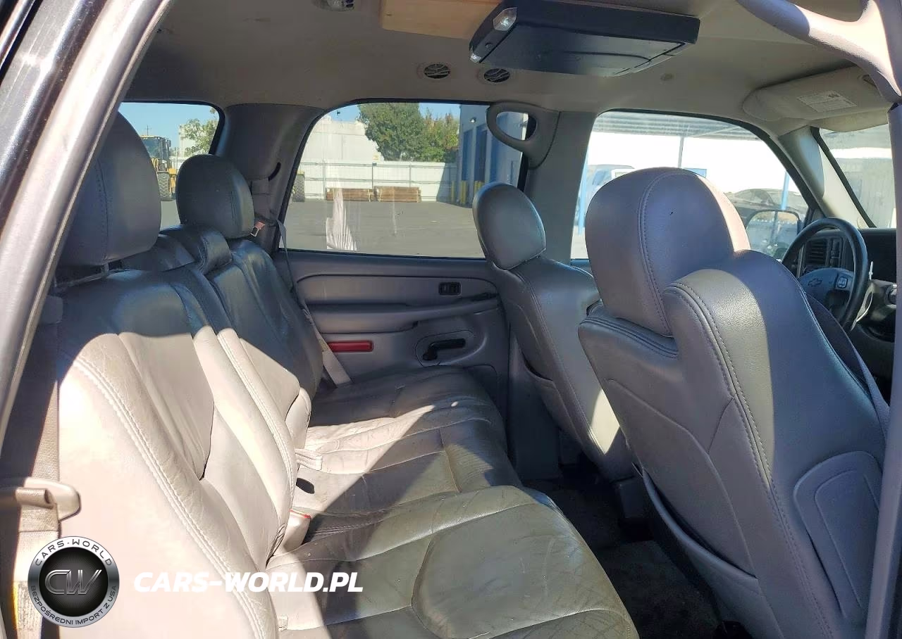 2004 Chevrolet Tahoe K1500 VIN:1GNEK13T34R166596 - 11