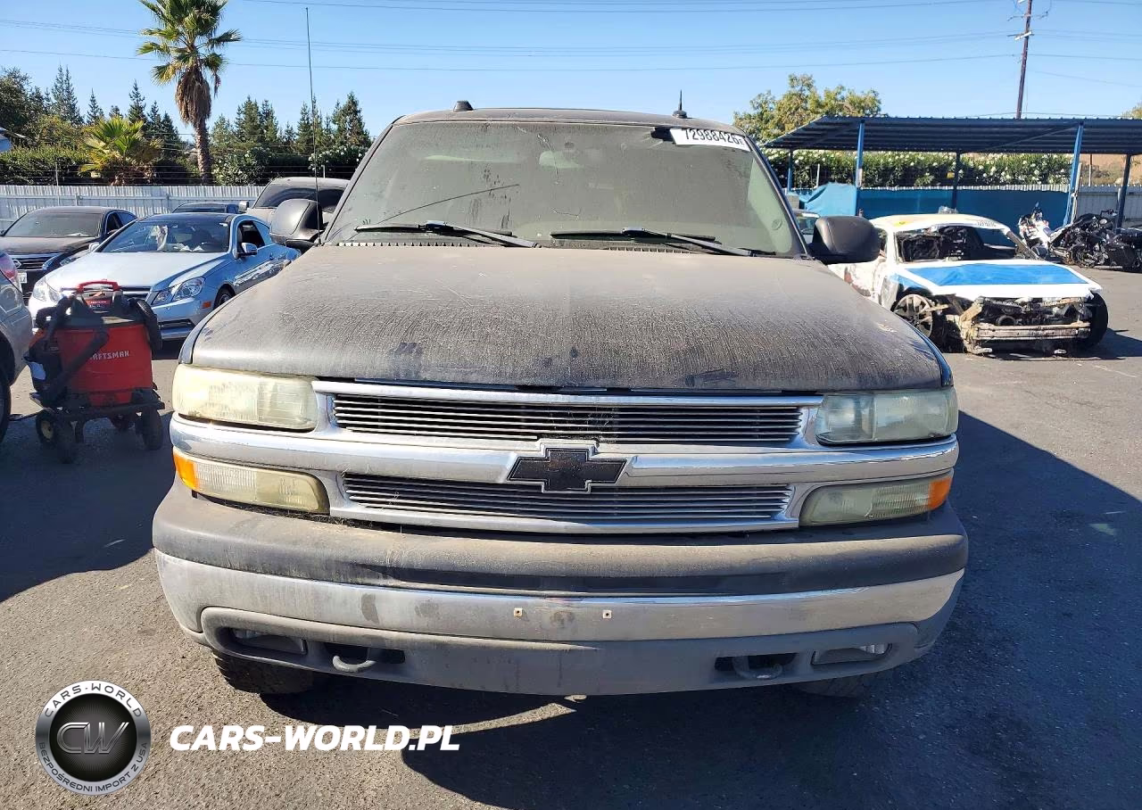 2004 Chevrolet Tahoe K1500 VIN:1GNEK13T34R166596 - 5
