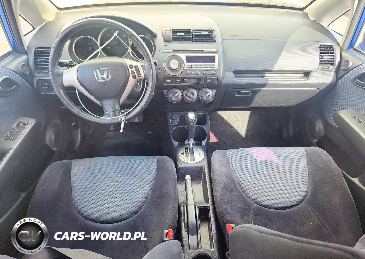 2008 Honda Fit Sport VIN:JHMGD38638S025129 - 8