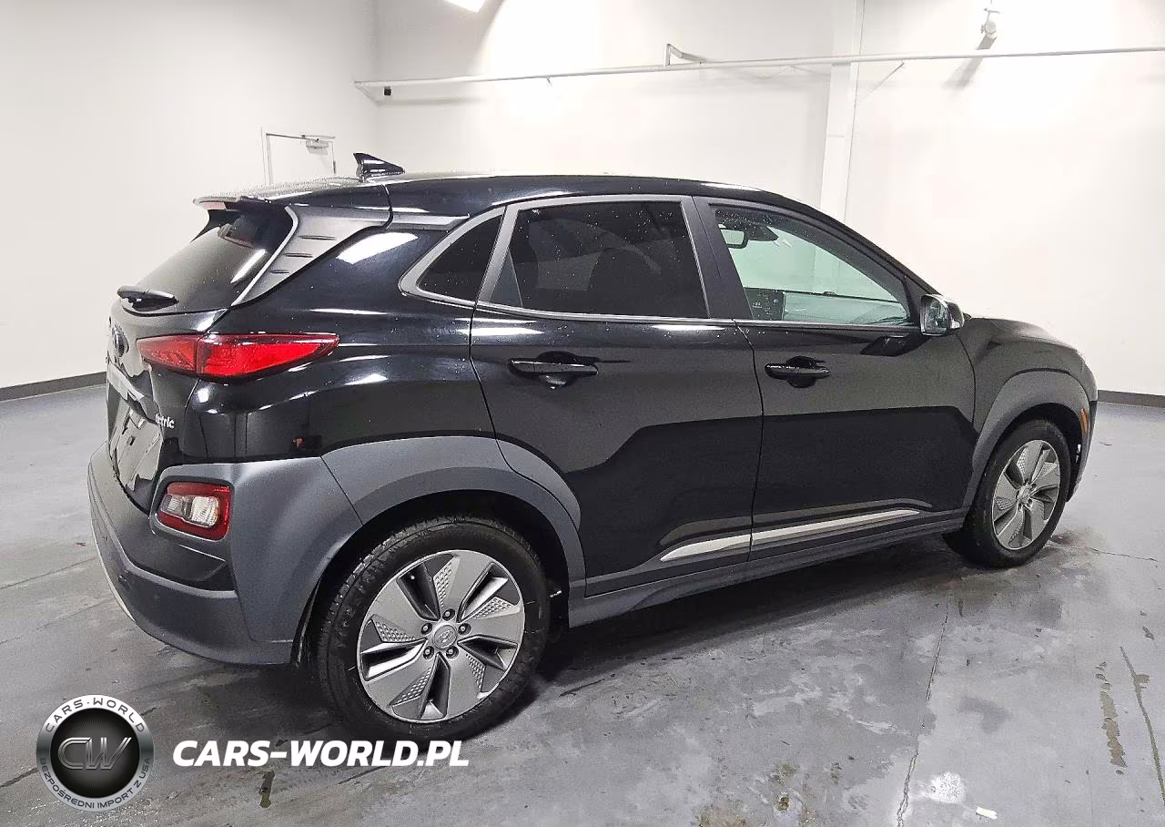 2021 Hyundai Kona Ultimate VIN:KM8K53AGXMU126867 - 3