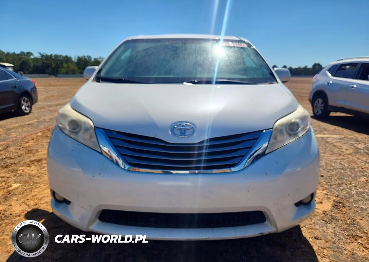 2017 Toyota Sienna Xle Premium 8-Passenger VIN:5TDYZ3DC3HS799828 - 5
