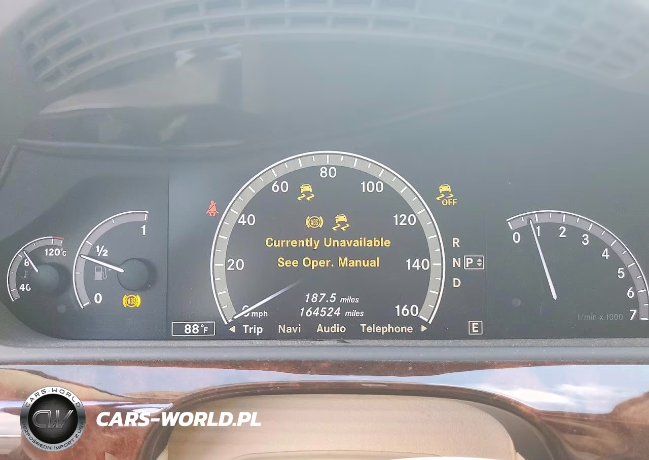 2012 Mercedes-Benz S 550 VIN:WDDNG7DB4CA466556 - 9