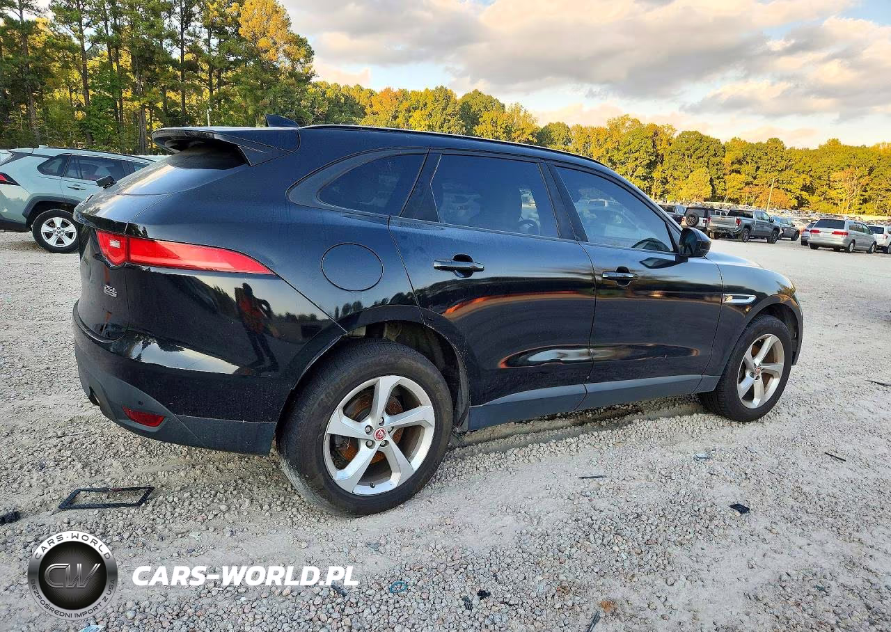 2018 Jaguar F-Pace Premium VIN:SADCJ2FX0JA287429 - 3