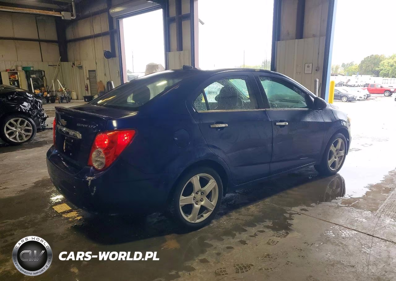 2013 Chevrolet Sonic Ltz VIN:1G1JE5SH8D4138740 - 3