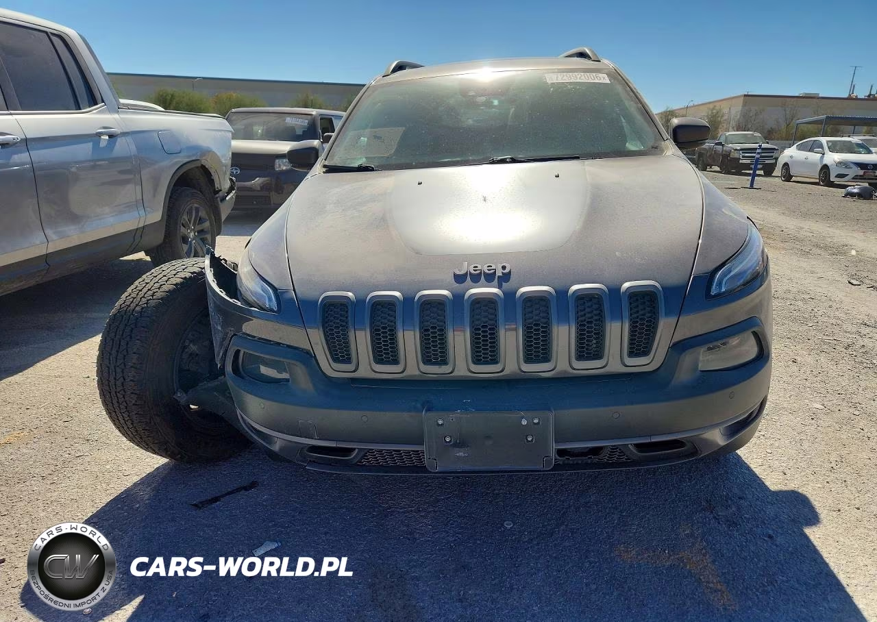 2014 Jeep Cherokee Trailhawk VIN:1C4PJMBS2EW255934 - 5