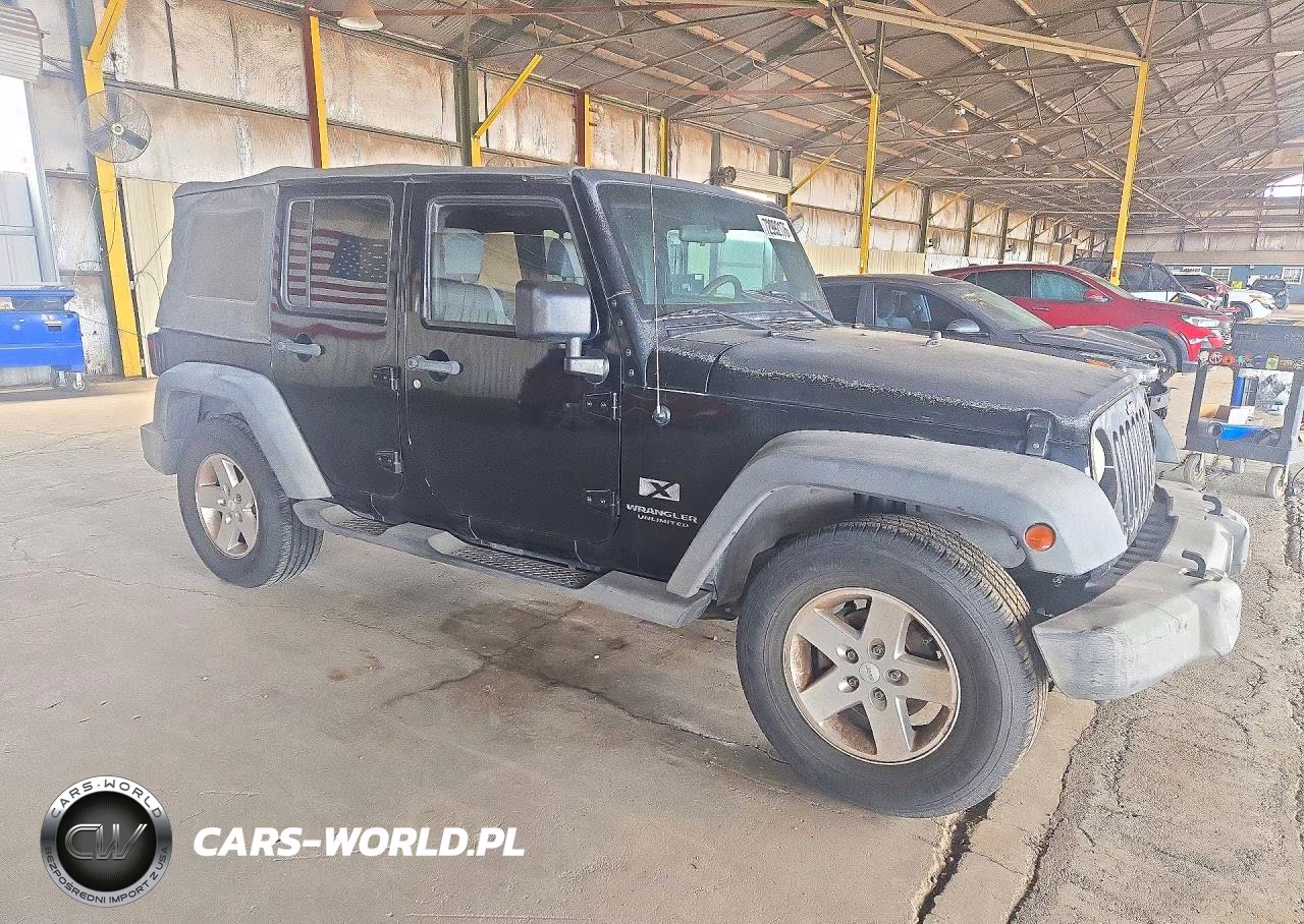 2007 Jeep Wrangler X VIN:1J4GB39177L138711 - 4