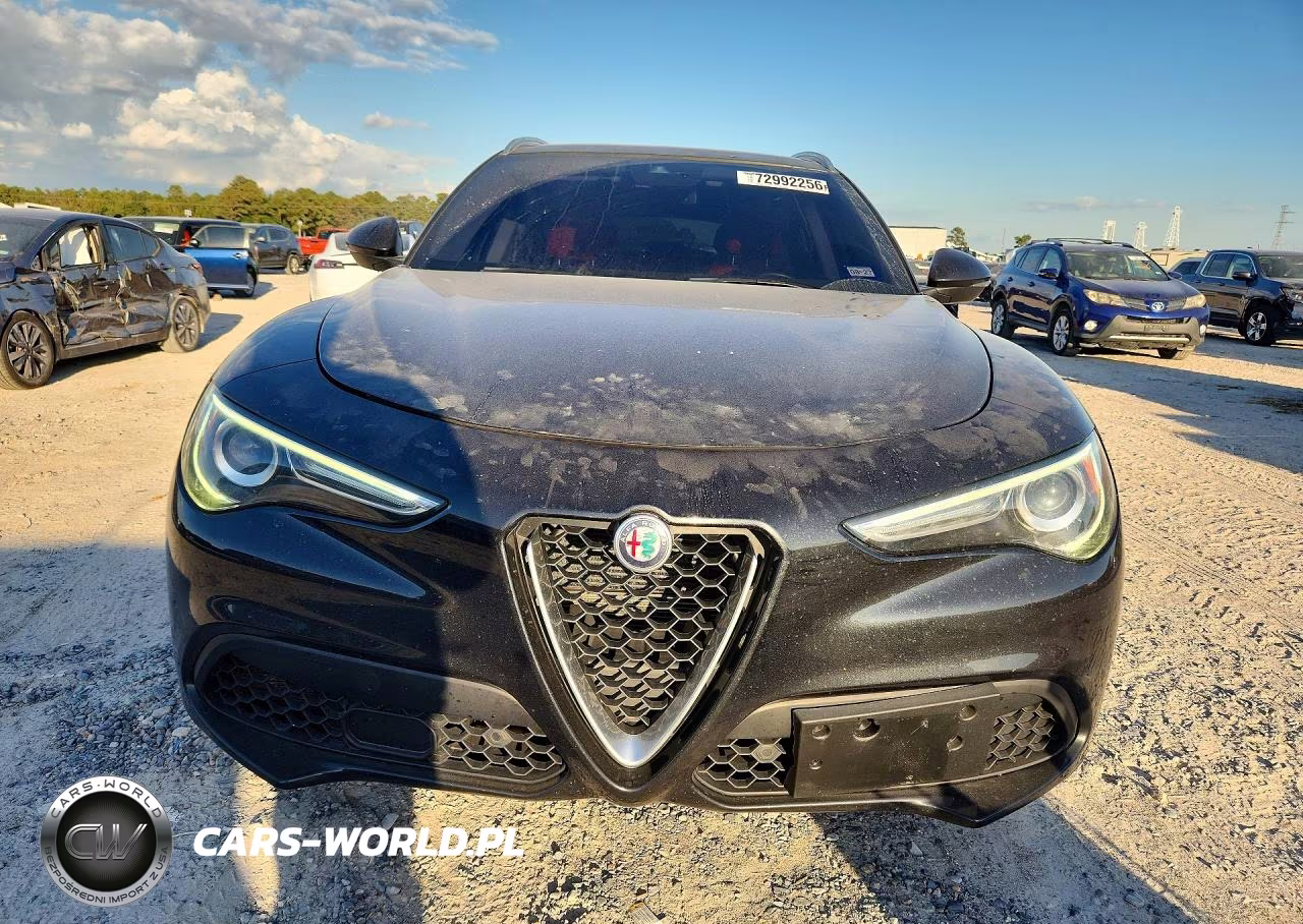 2018 Alfa Romeo Stelvio Ti VIN:ZASFAKBN1J7B94985 - 5