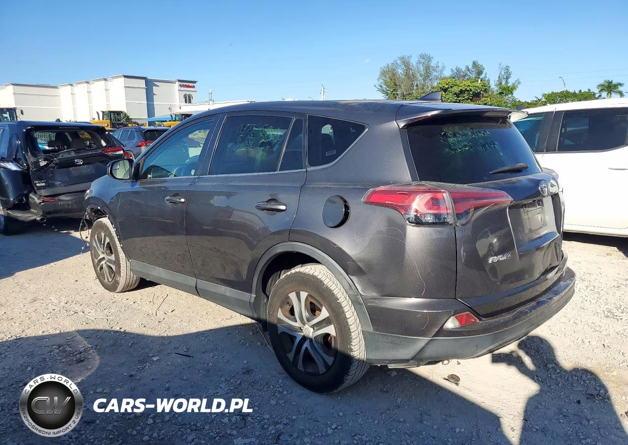 2018 Toyota Rav4 Le VIN:2T3ZFREV7JW411570 - 2