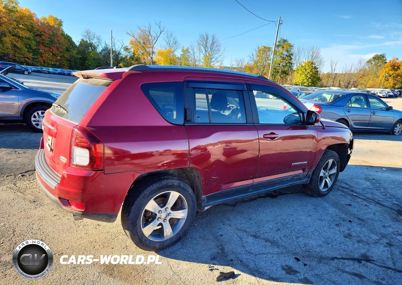 2017 Jeep Compass Latitude VIN:1C4NJDEB7HD107667 - 3