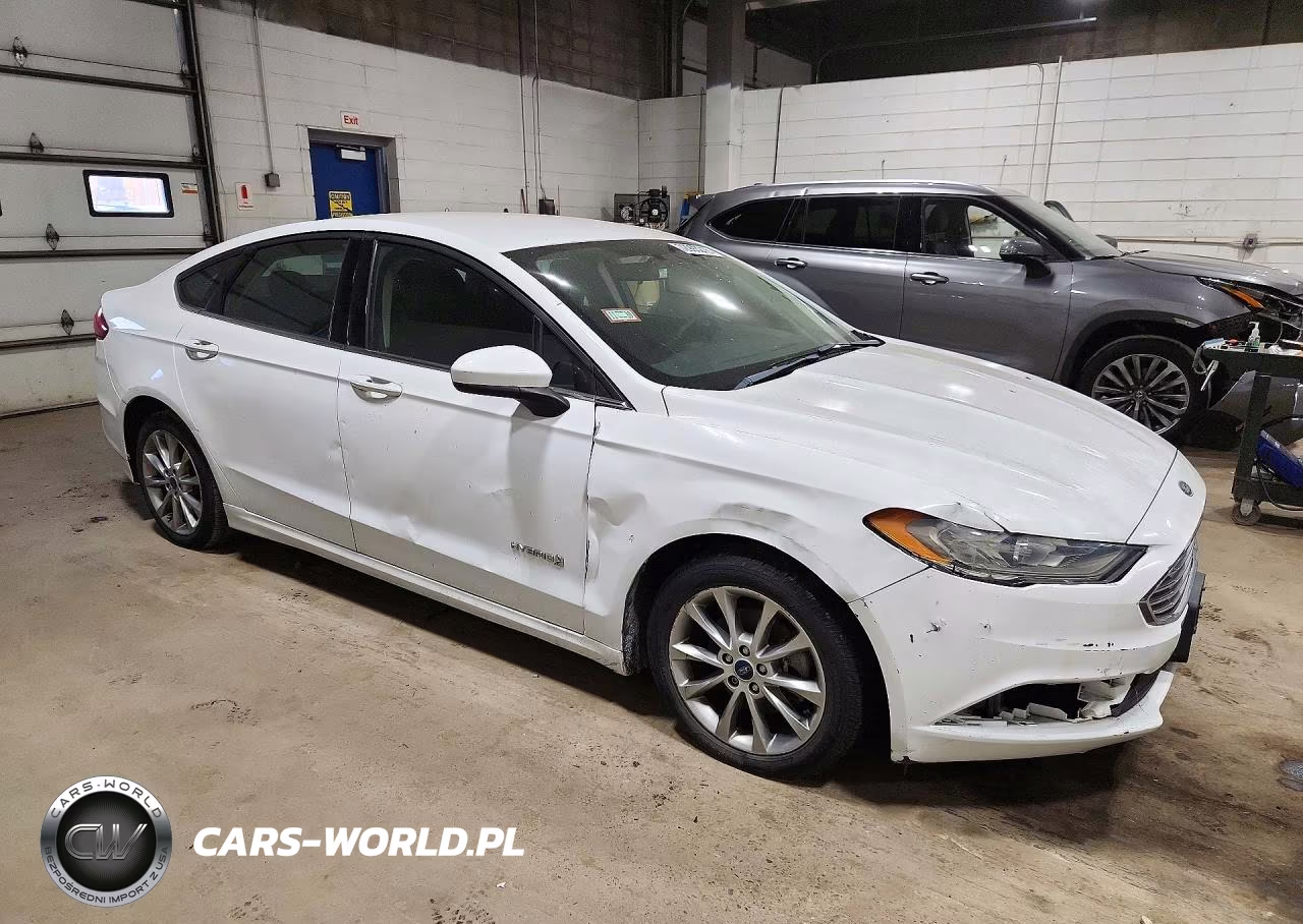 2017 Ford Fusion Se Hybrid VIN:3FA6P0LU0HR323342 - 4